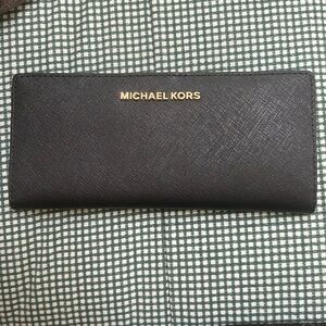 Michael Kors black leather wallet